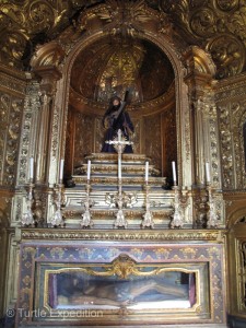 In the main cathedral the numerous altars of gold and silver were evidence of incredible wealth that had been invested in