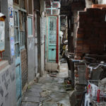 Many a door was open which let us sneak a peak into these Siheyuan courtyards.